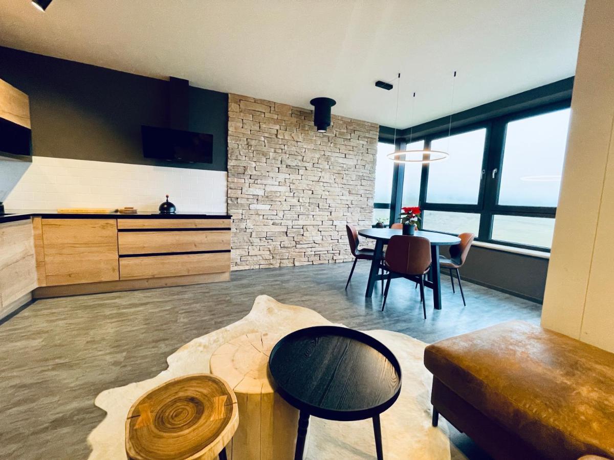 Boutique Apartment Heidi With Mountain View Лоучна-под-Клиновцем Экстерьер фото